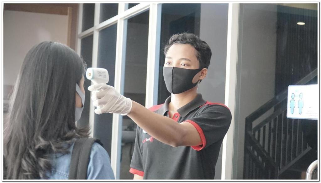 Reddoorz Near Universitas Muhammadiyah 2* Makassar