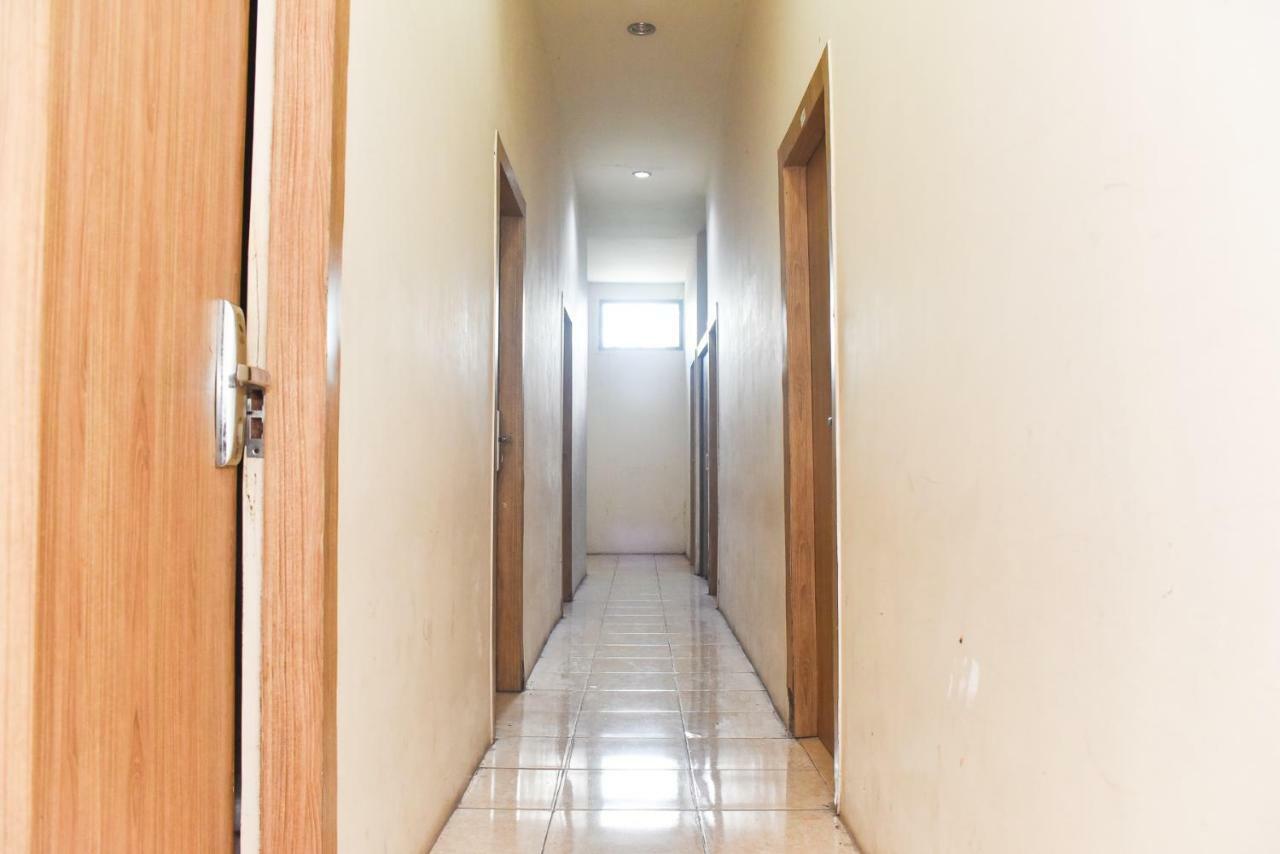 Hotel Reddoorz Near Universitas Muhammadiyah Makassar